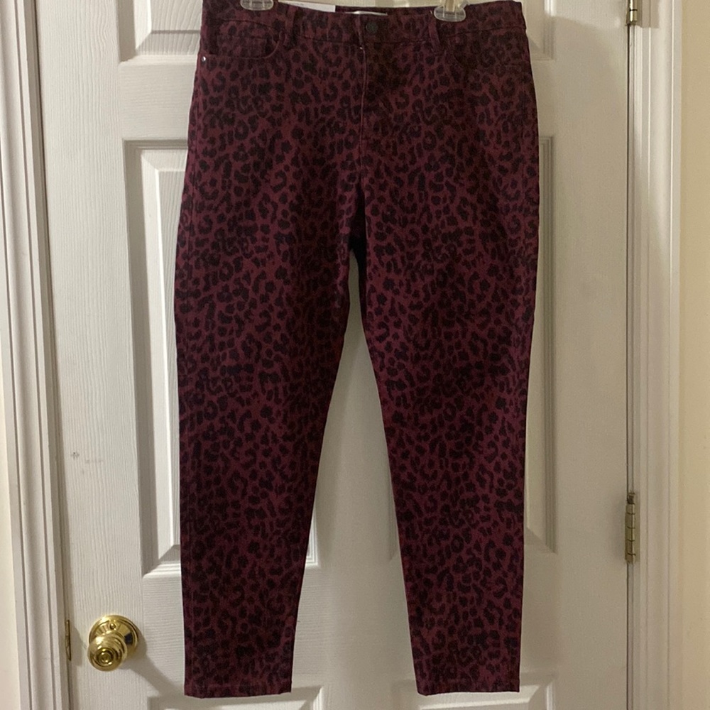 Size 14, slim fit ladies pants do what I say by social standard